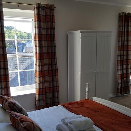 Central Bar Guesthouse Cushendall Bagian luar foto